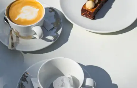 Salon de thé dessert the gateau dalloyau